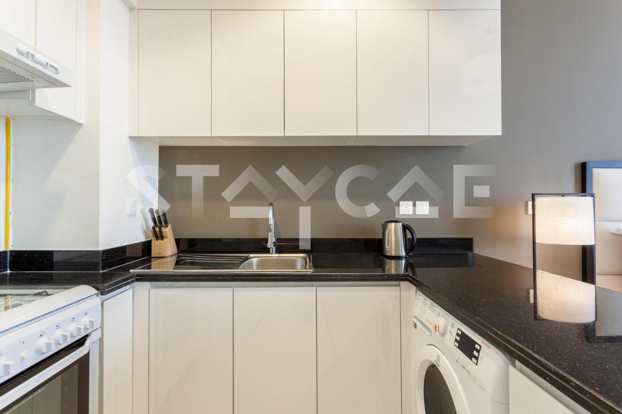 Staycae Holiday Homes - Tower 108 Dubai Bagian luar foto